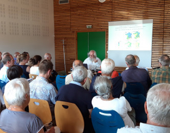 Conférence d'Hervé Le Bouler à Ussel sur le réchauffement climatique en forêt